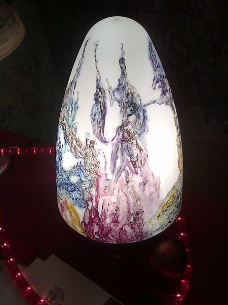 Lampe ovoide violette, rose et or